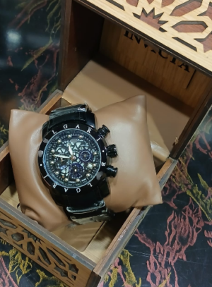 ساعة يد رجالى لون مميز موديل 2026