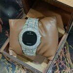 ساعة تاتش حريمى أستراس بفصوص