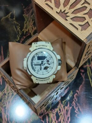 ساعة شبابى جى شوك أستيك رابر أبيض