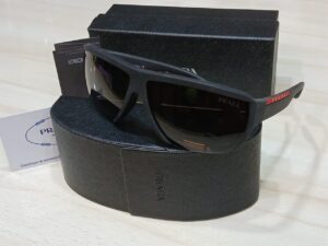 نضارة رجالى ماركة برادا