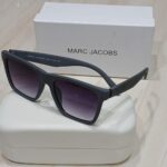 نظارة رجالى رمادى اللون عدسات تتمتع بأعلى طبقات الحماية