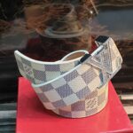 حزام شبابي لويس فيتون جلد طبيعى لون مميز